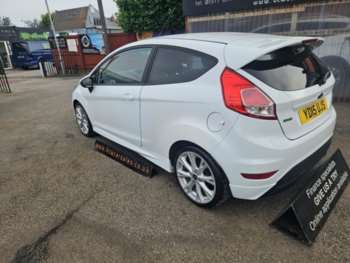 Used Ford Fiesta 2015 for sale - 75023268: Photo