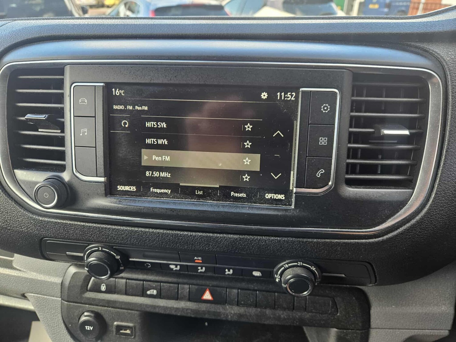 Used Vauxhall Vivaro 2021 for sale - 76137980: Photo 24