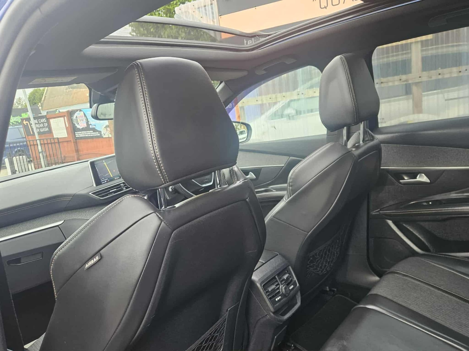 Used Peugeot 3008 2018 for sale - 76456970: Photo 30