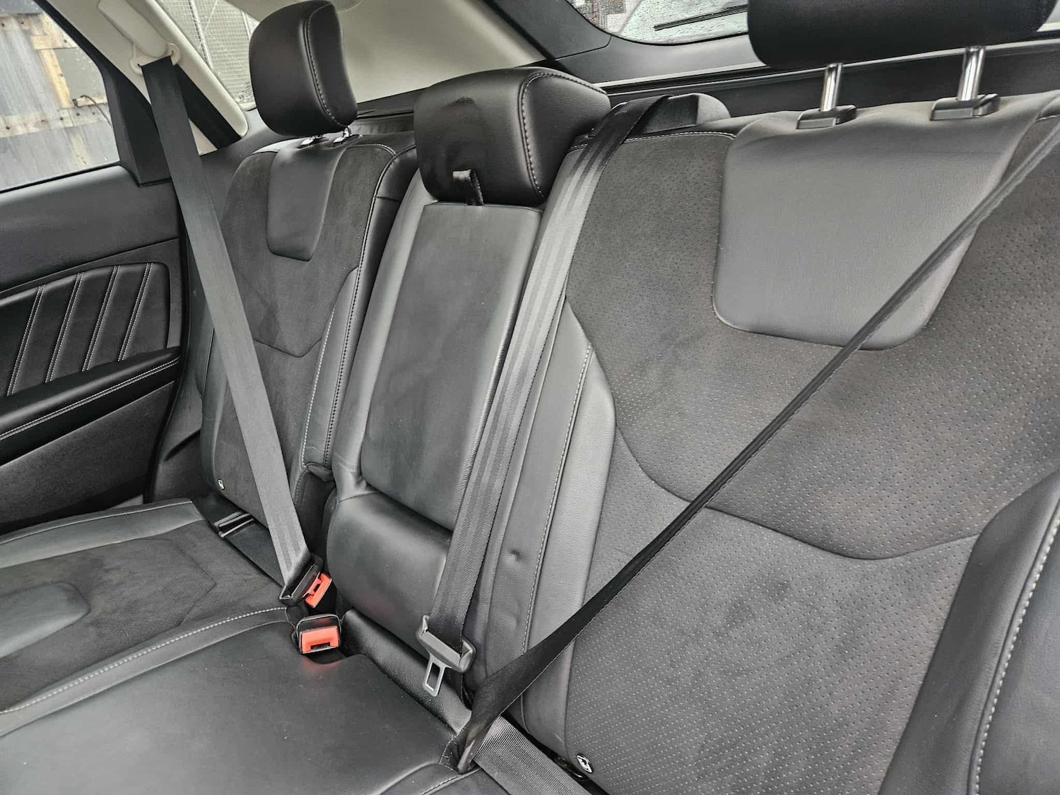 Used Ford Edge 2017 for sale - 76765373: Photo 32