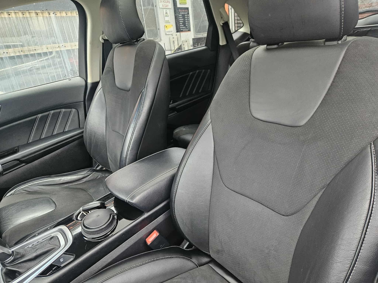 Used Ford Edge 2017 for sale - 76765373: Photo 33