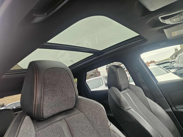 Used Peugeot 3008 2019 for sale - 76189901: Photo 18