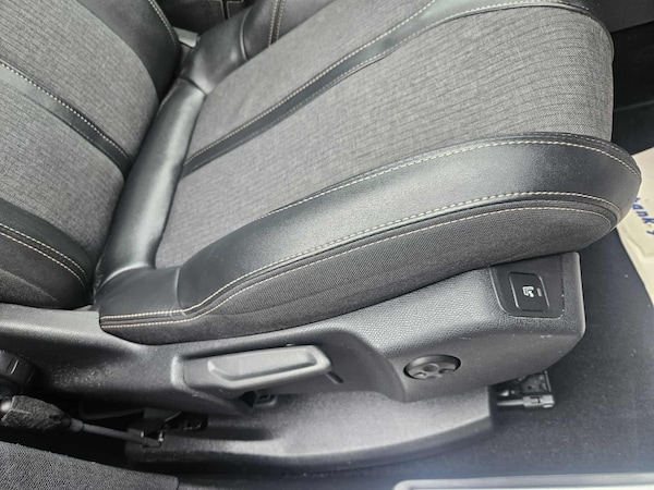 Used Peugeot 3008 2019 for sale - 76189901: Photo 34