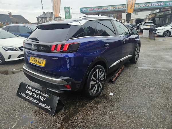 Used Peugeot 3008 2019 for sale - 76189901: Photo 3