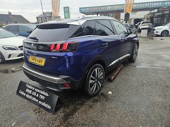 Used Peugeot 3008 2019 for sale - 76189901: Photo 3