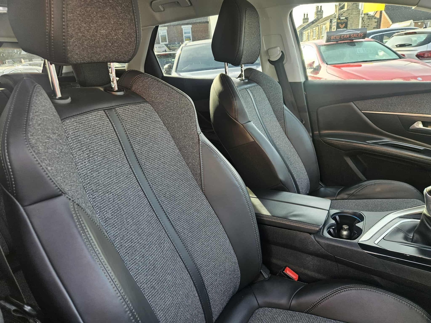 Used Peugeot 3008 2017 for sale - 76513409: Photo 16