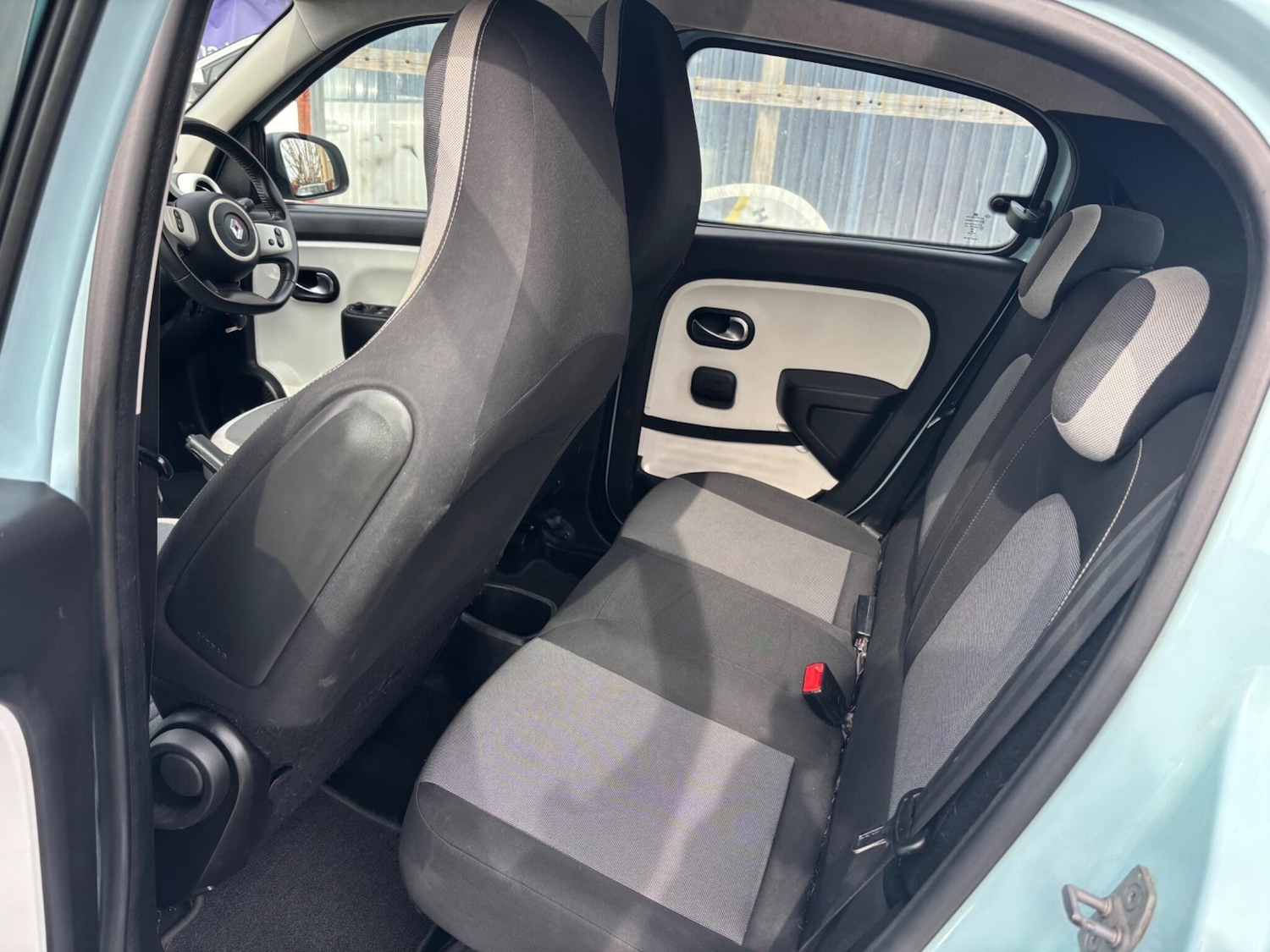 Used Renault Twingo 2015 for sale - 77994176: Photo 20