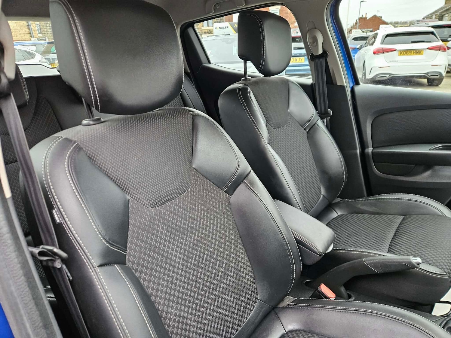 Used Renault Clio 2017 for sale - 77066609: Photo 13