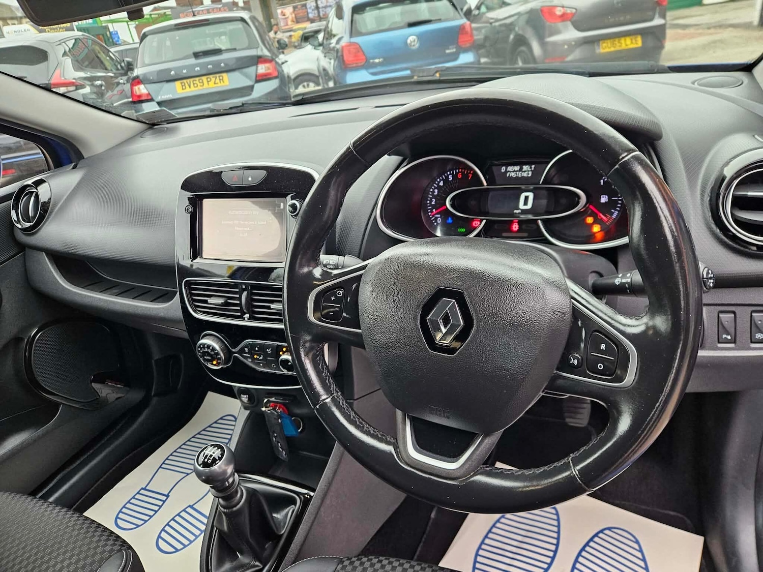 Used Renault Clio 2017 for sale - 77066609: Photo 18