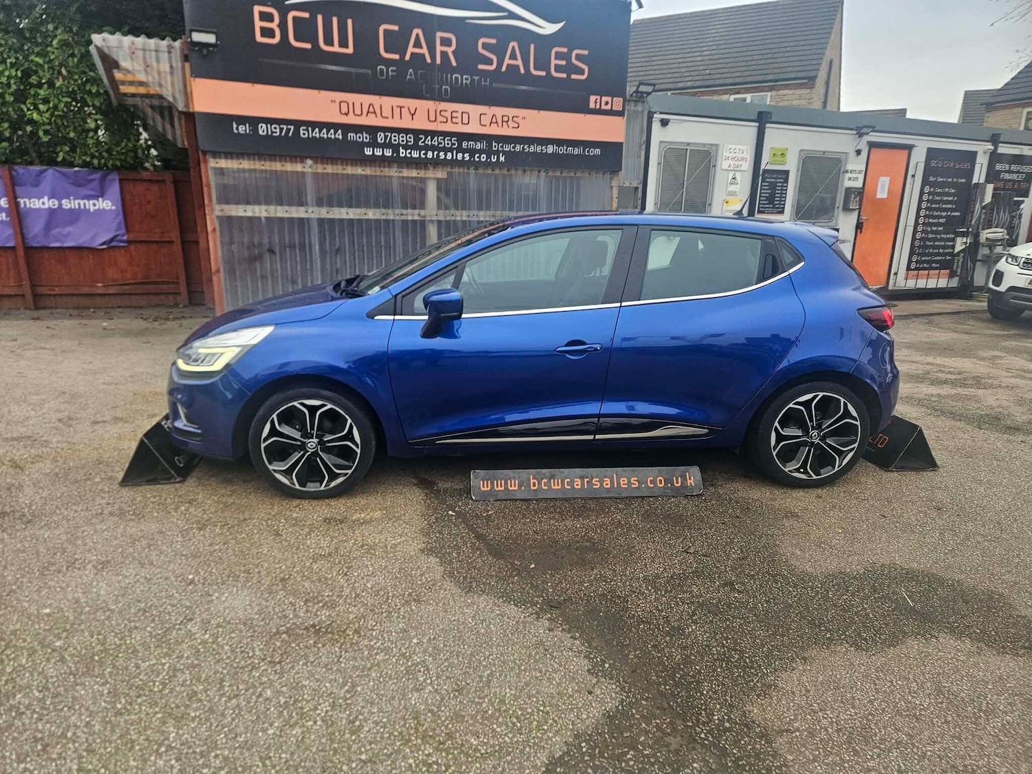 Used Renault Clio 2017 for sale - 77066609: Photo 2