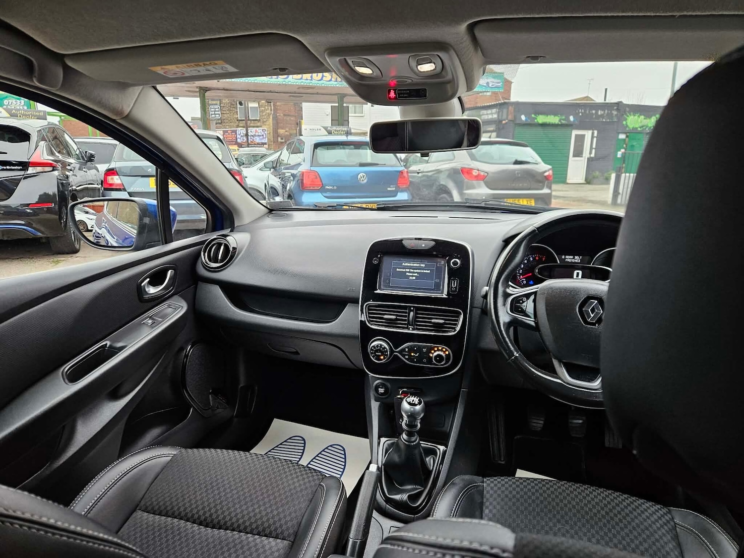 Used Renault Clio 2017 for sale - 77066609: Photo 21