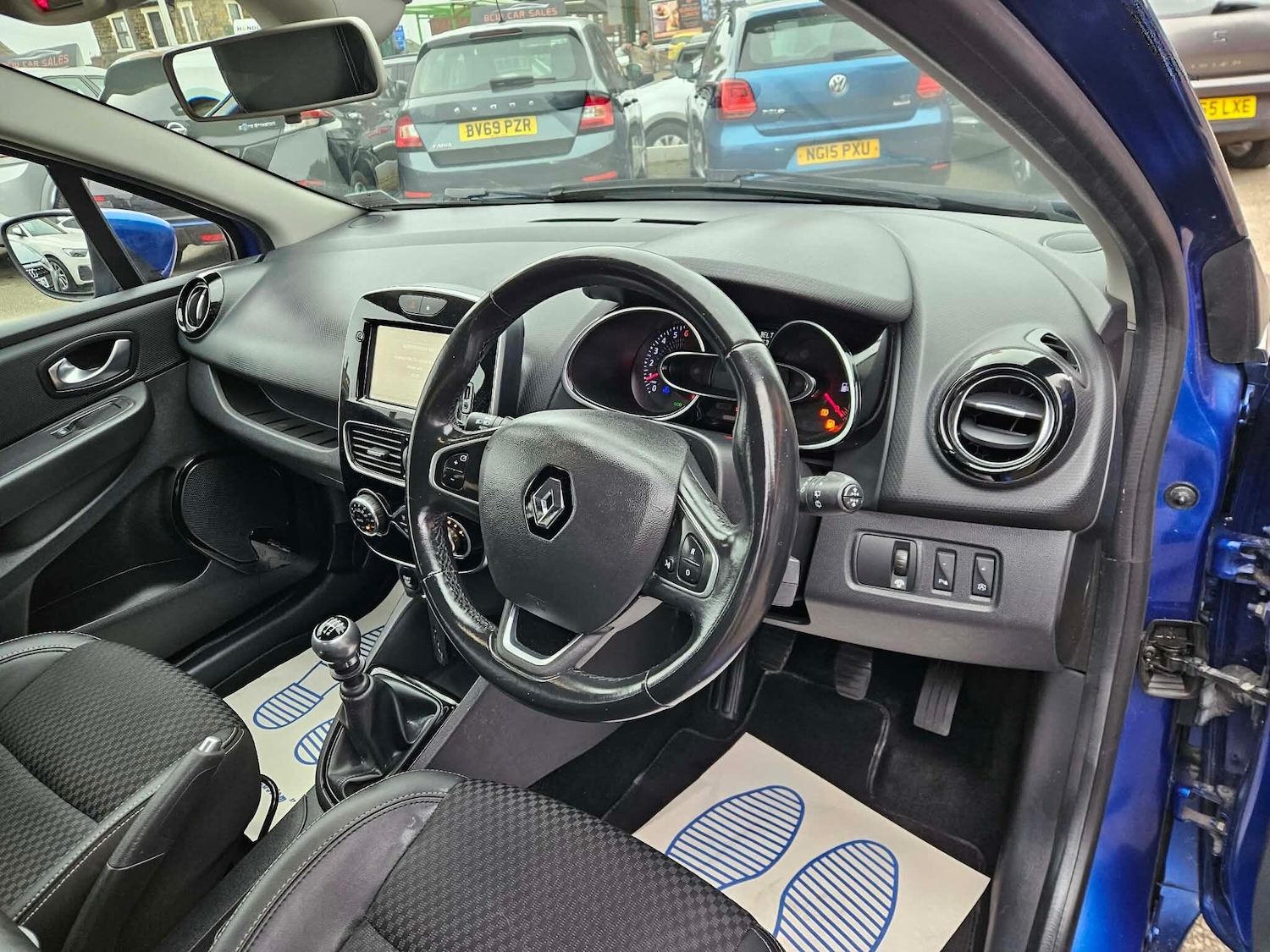 Used Renault Clio 2017 for sale - 77066609: Photo 23