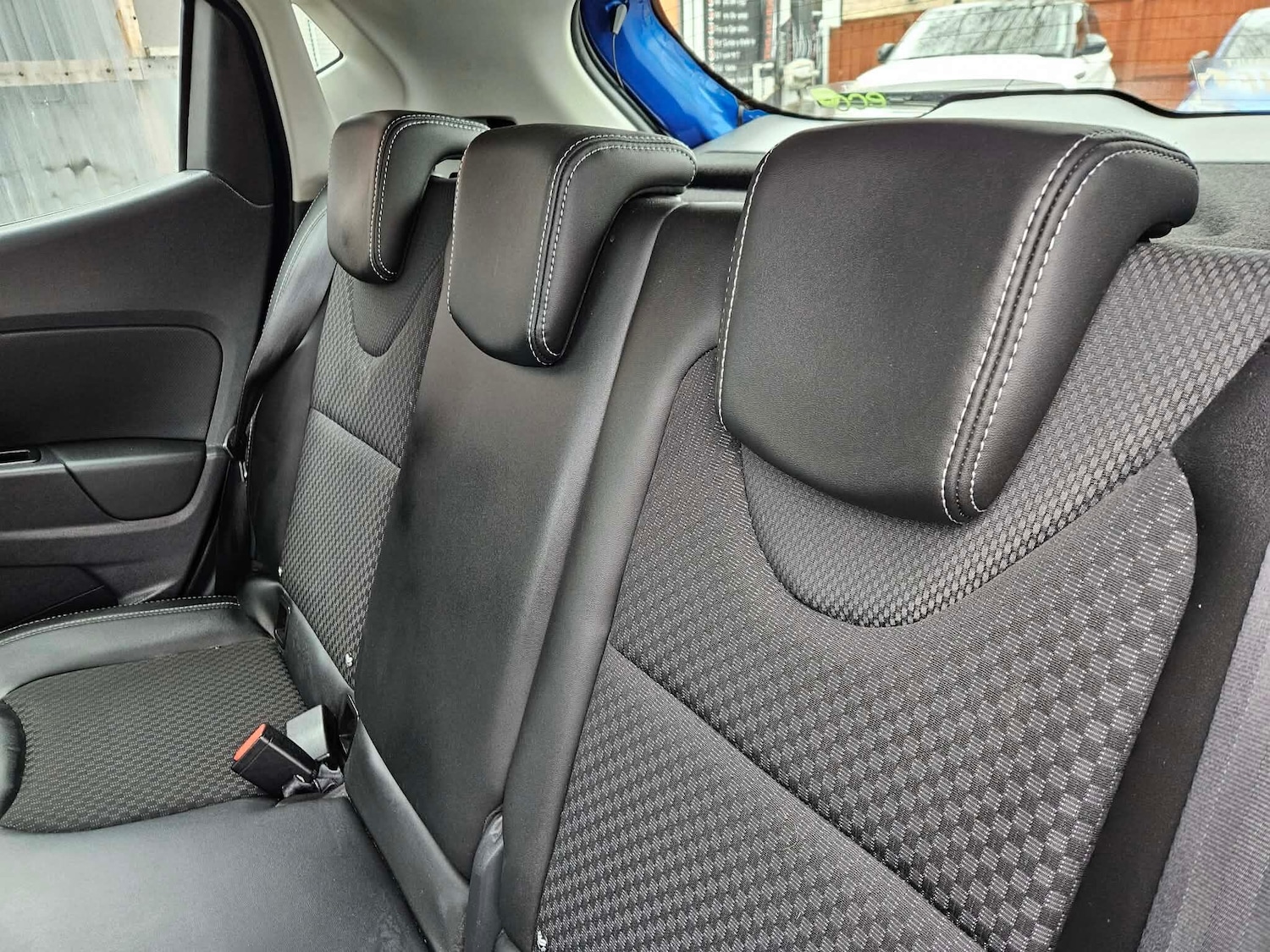 Used Renault Clio 2017 for sale - 77066609: Photo 24