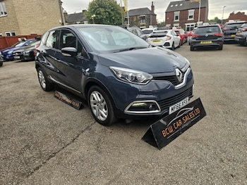 Used Renault Captur 2016 for sale - 76032252: Photo