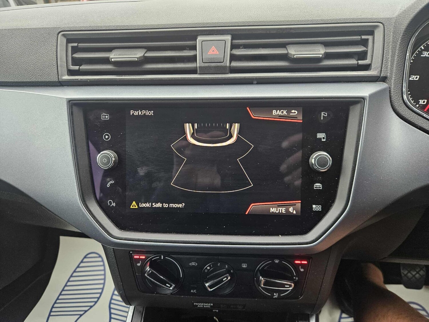 Used SEAT Arona 2018 for sale - 76561831: Photo 21