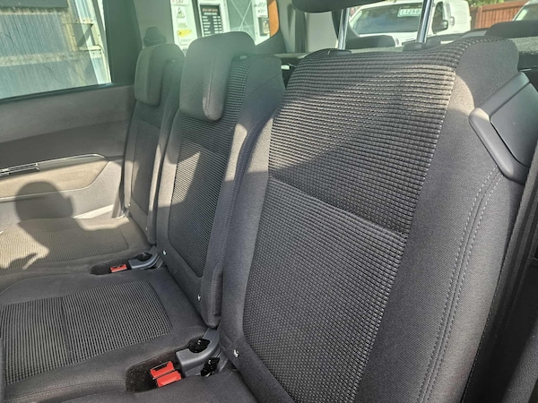 Used Peugeot 5008 2017 for sale - 76238609: Photo 30