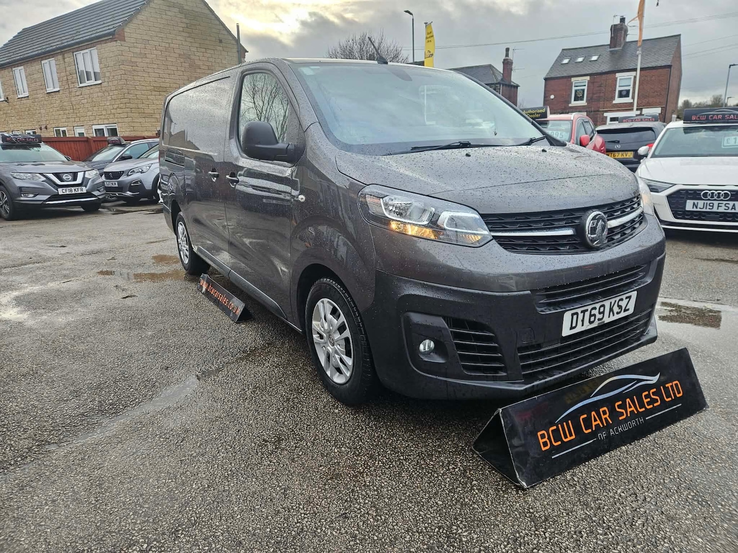 Used Vauxhall Vivaro 2020 for sale - 76886921: Photo 2