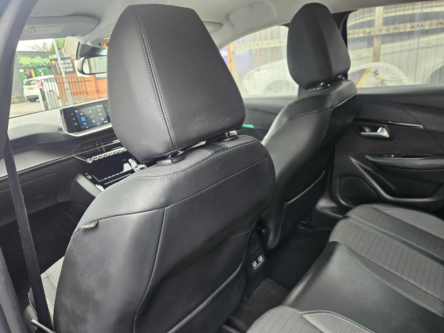 Used Peugeot 208 2021 for sale - 76284415: Photo 14