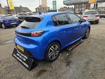 Used Peugeot 208 2021 for sale - 76284415: Photo