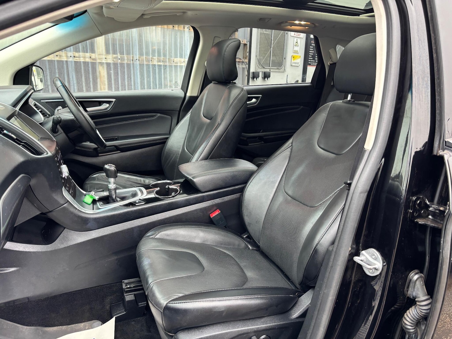 Used Ford Edge 2018 for sale - 77440970: Photo 24