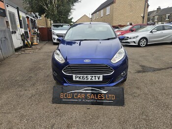 Used Ford Fiesta 2015 for sale - 75635180: Photo