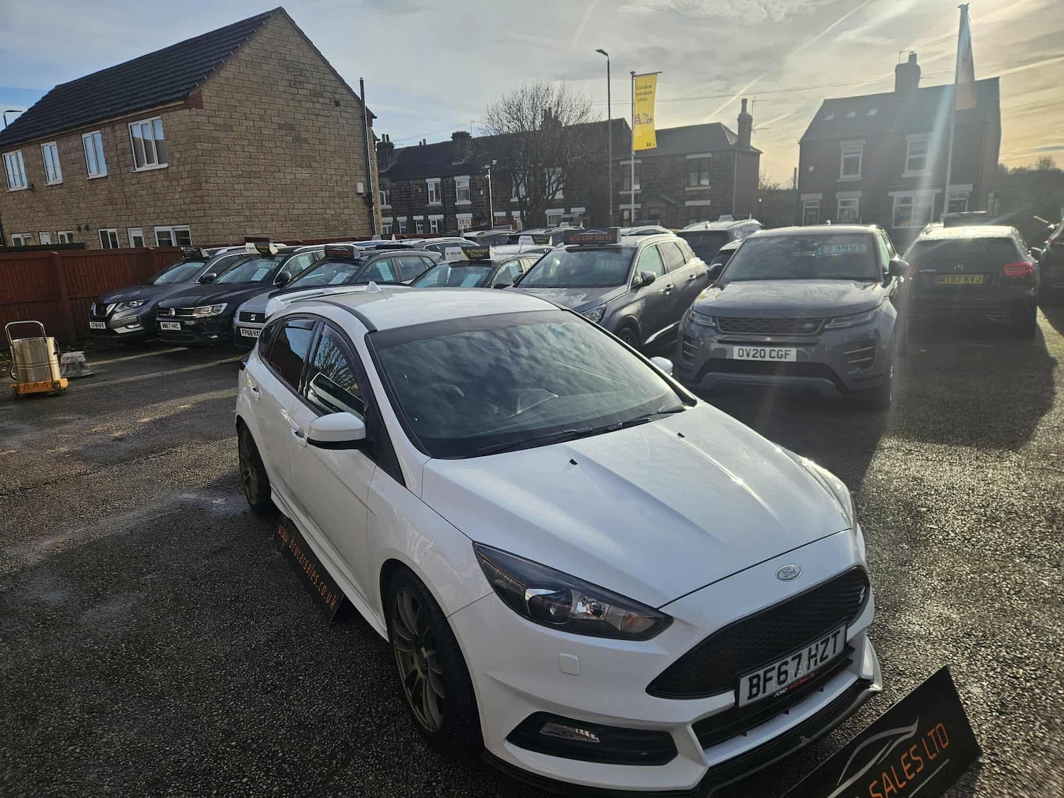 Used Ford Focus 2017 for sale - 76715392: Photo 2