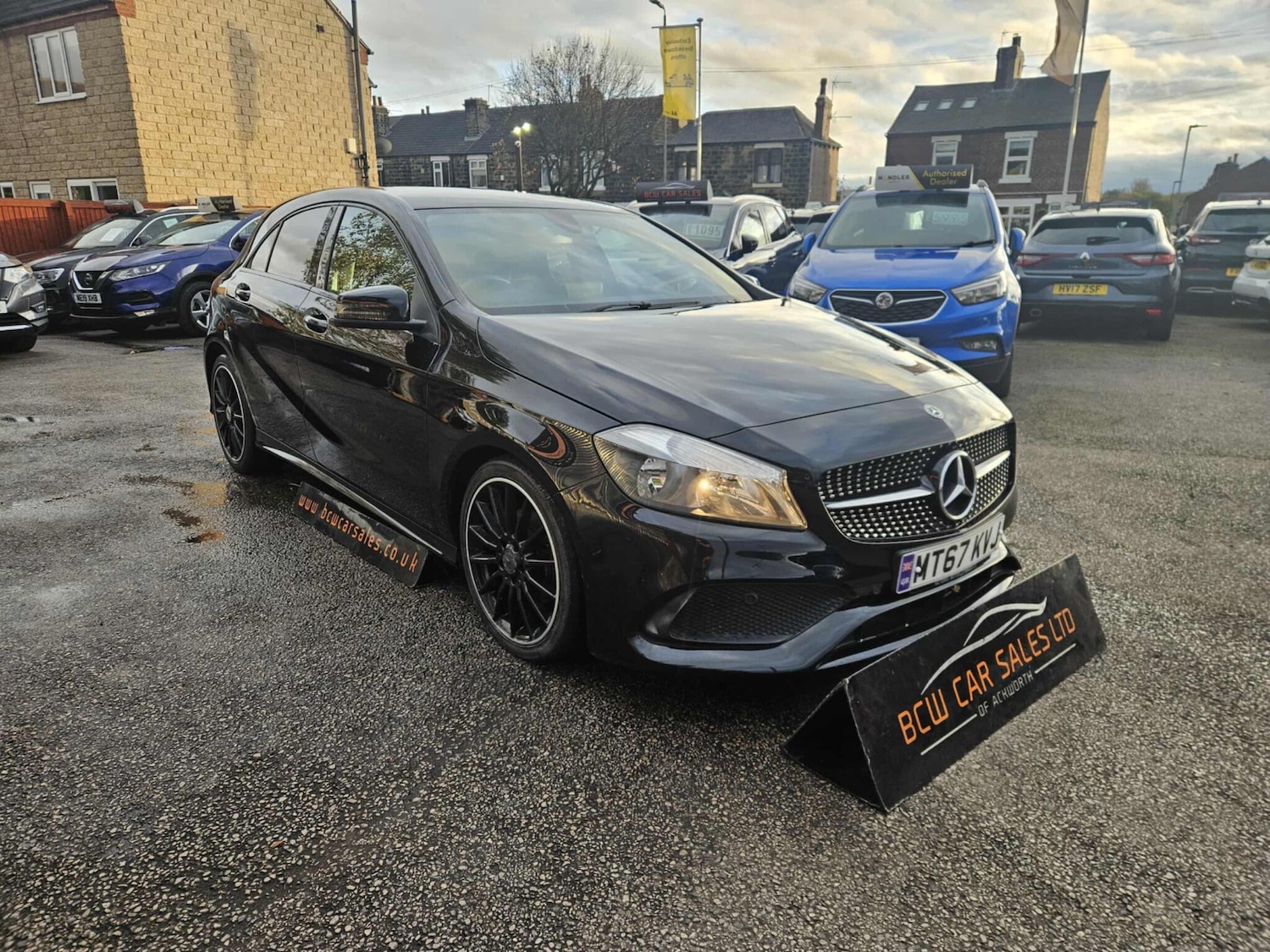 Used Mercedes-Benz A-Class 2017 for sale - 76513144: Photo 2