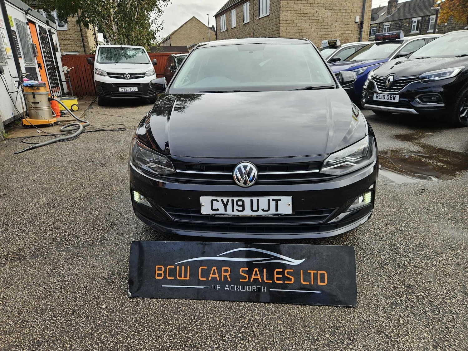 Used Volkswagen Polo for sale - 76995189: Photo 3