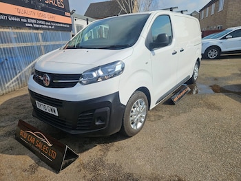 Vauxhall Vivaro feature image