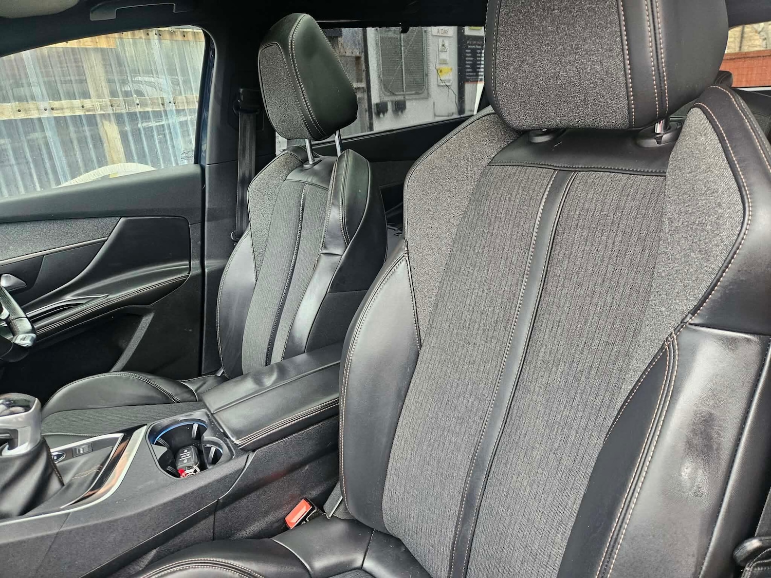 Used Peugeot 5008 2018 for sale - 77550280: Photo 32