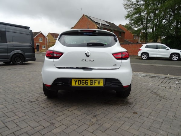 Used Renault Clio 2016 for sale - 76255835: Photo 4