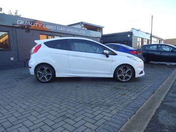 Used Ford Fiesta 2017 for sale - 76782836: Photo