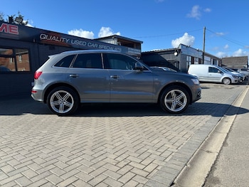 Used Audi Q5 2015 for sale - 77845112: Photo