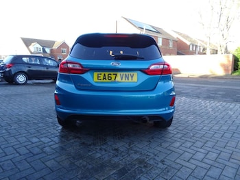 Used Ford Fiesta 2017 for sale - 76782838: Photo