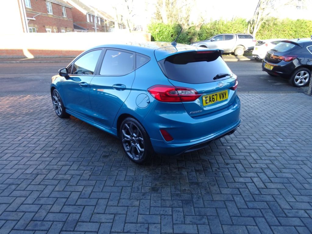 Used Ford Fiesta 2017 for sale - 76782838: Photo 5