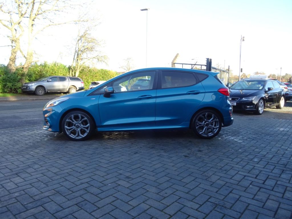 Used Ford Fiesta 2017 for sale - 76782838: Photo 6