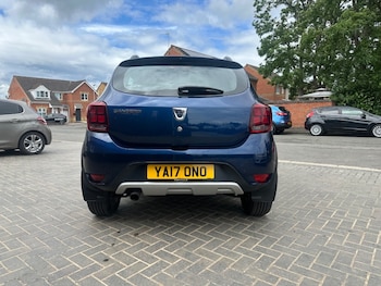 Used Dacia Sandero Stepway 2017 for sale - 78779981: Photo