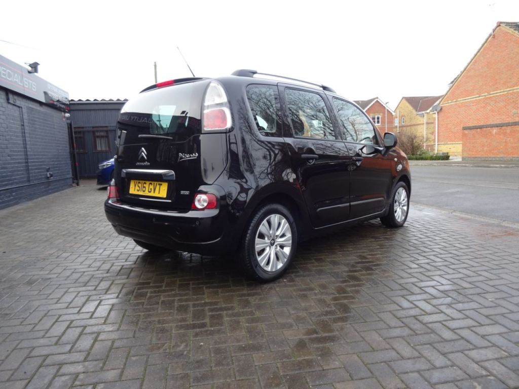 Used Citroen C3 Picasso 2016 for sale - 77138797: Photo 3