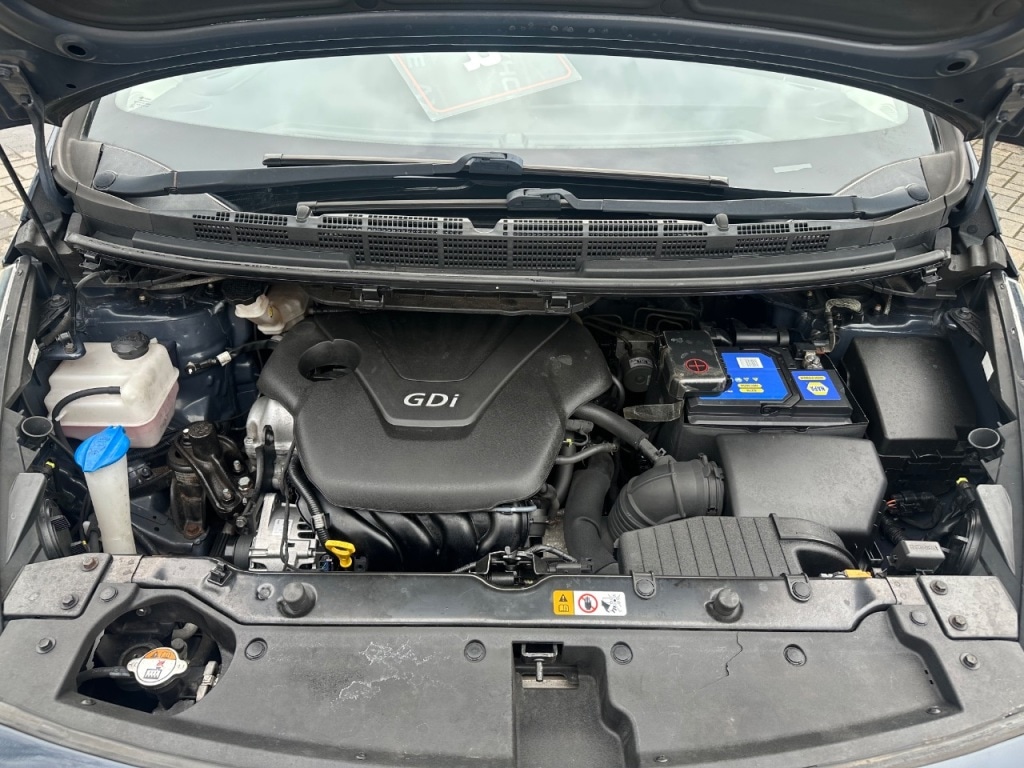 Used Kia Carens 2016 for sale - 78029647: Photo 12