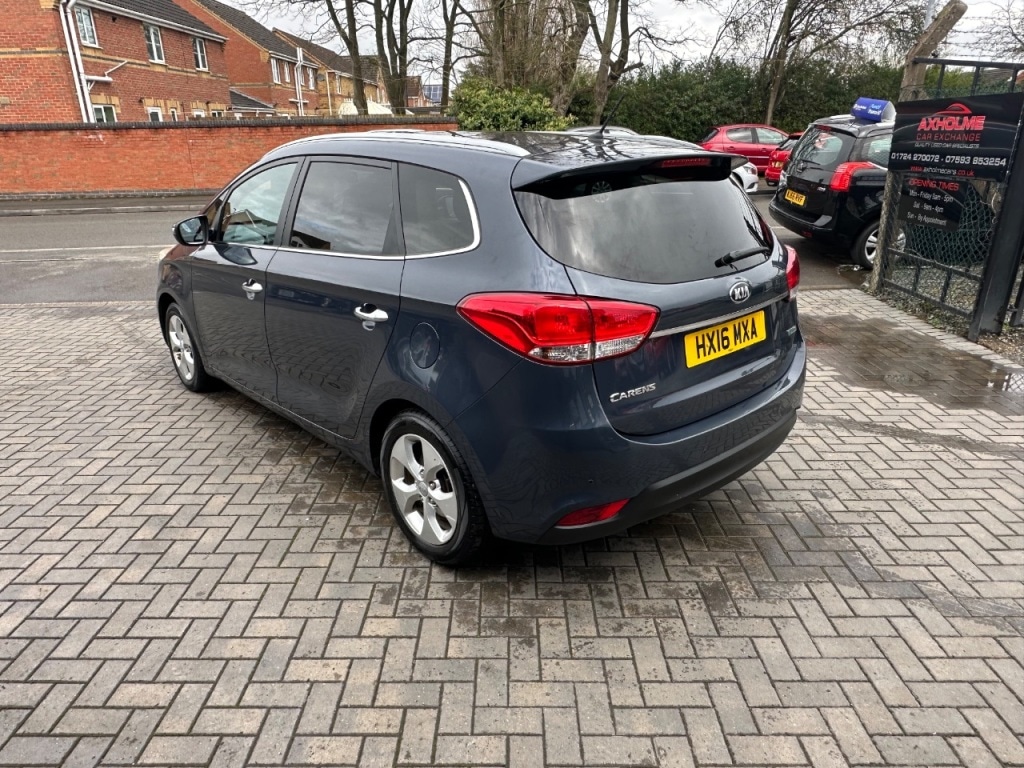 Used Kia Carens 2016 for sale - 78029647: Photo 5