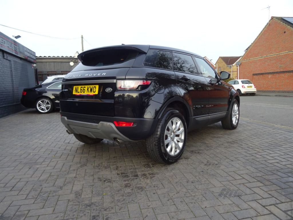 Used Land Rover Range Rover Evoque 2016 for sale - 76416391: Photo 3