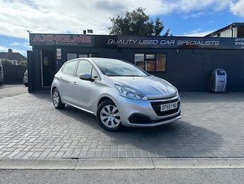 Used Peugeot 208 2015 for sale - 79812494: Photo