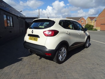 Used Renault Captur 2017 for sale - 75875137: Photo