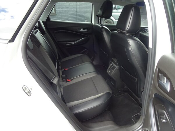 Used Vauxhall Grandland X 2019 for sale - 75716810: Photo 10