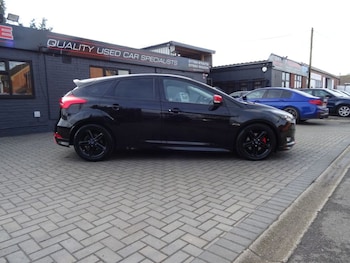 Used Ford Focus 2016 for sale - 77460100: Photo