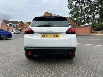 Used Peugeot 2008 2018 for sale - 79512989: Photo