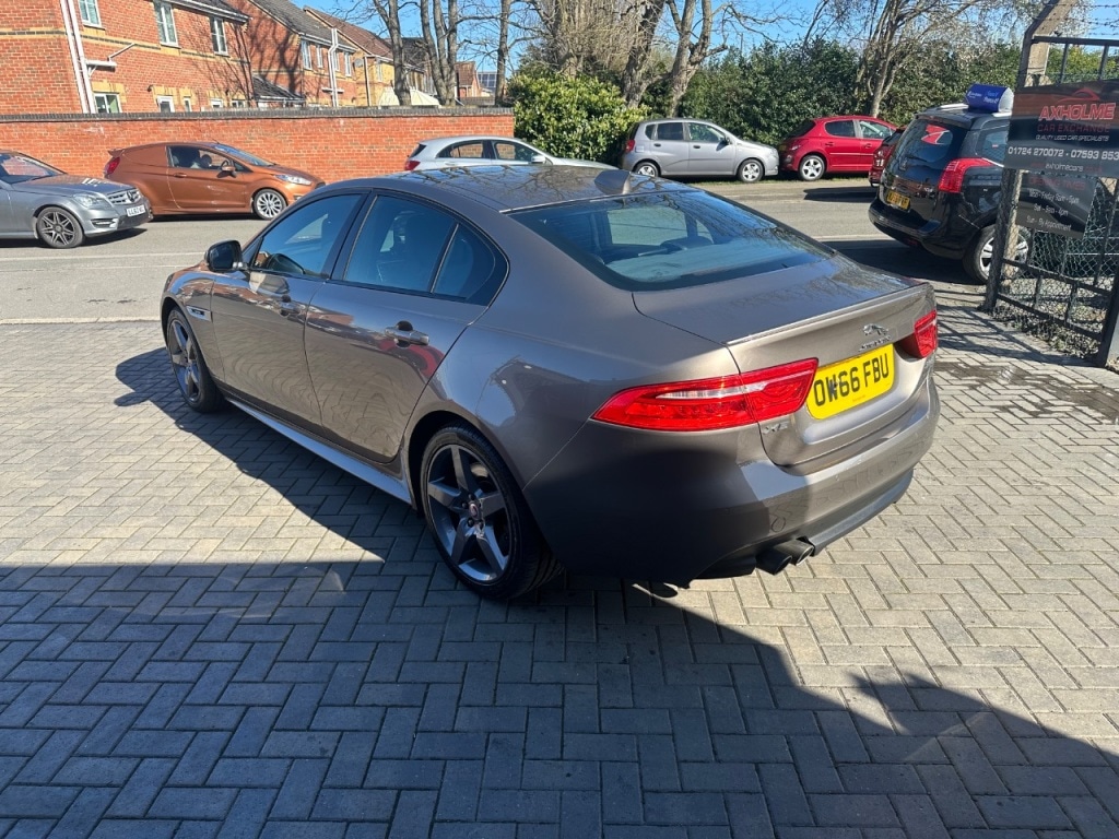 Used Jaguar XE 2017 for sale - 78025982: Photo 5