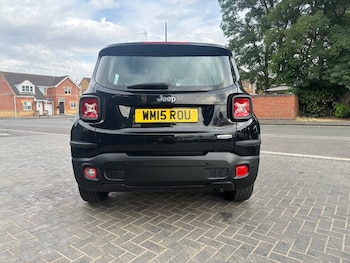 Used Jeep Renegade 2015 for sale - 79365585: Photo