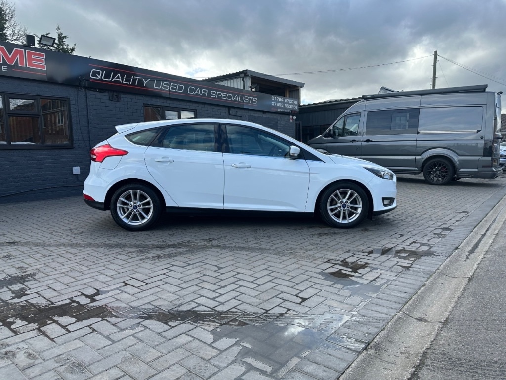 Used Ford Focus 2015 for sale - 77571101: Photo 2