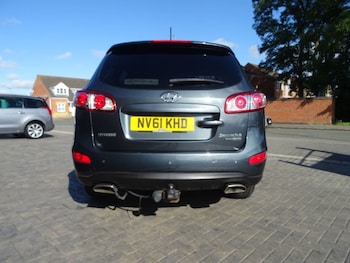 Used Hyundai Santa Fe 2011 for sale - 75869605: Photo